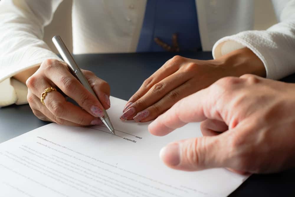 Hindari 4 Kesalahan Umum dalam Pembuatan Kontrak Kerja